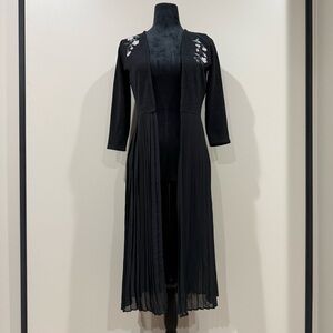 Lauren Conrad LC Embroidered Flowers Black Long Duster Cardigan Women